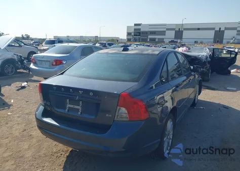 2010 Volvo S40 2.4I from USA, damaged, VIN YV1382MS6A2488769